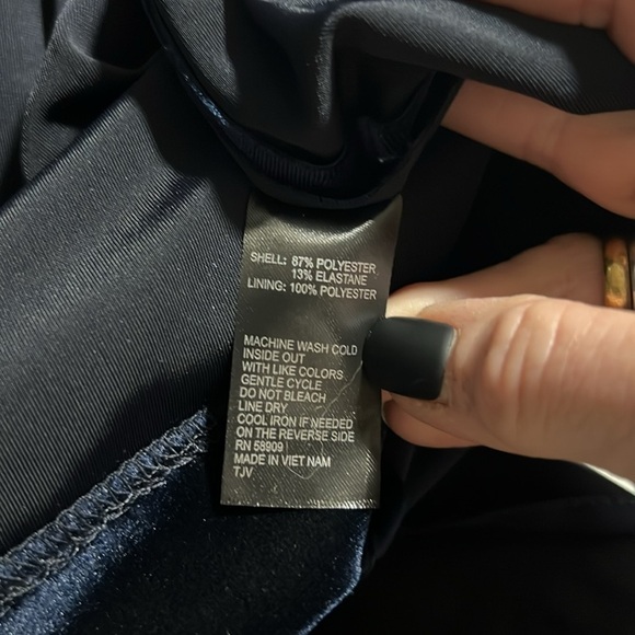 Alex Marie Beth Navy Velvet Jumpsuit Size 14 Faux Wrap Cap Sleeve - Picture 10 of 11